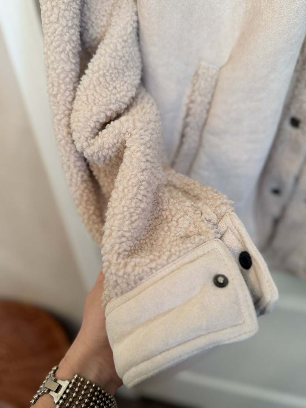 12th Tribe Sherpa Suede Faux Fur Button Down Shacket Jacket Cream Small - Picture 7 of 10
